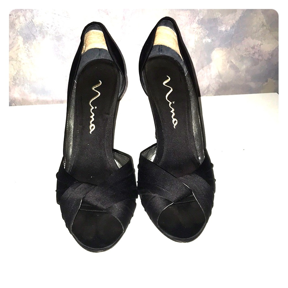 Women’s black open toe heels